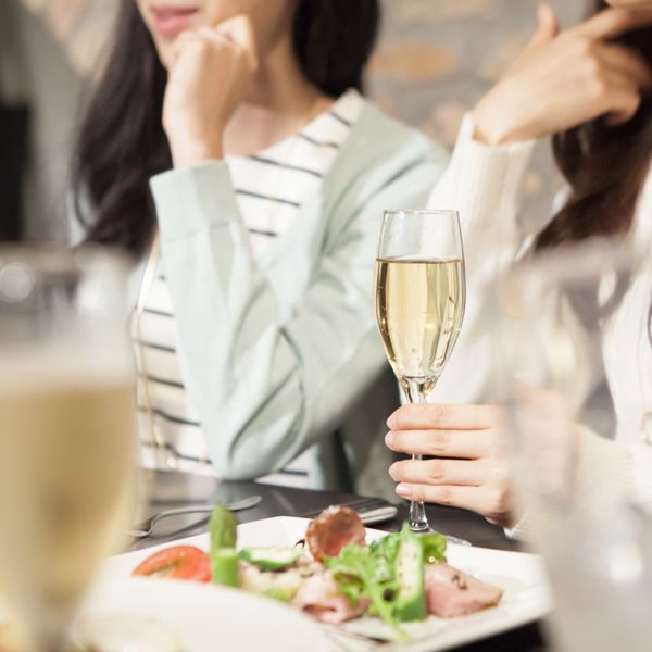 東京のマナー教室では海外の食事マナーに関して学ぶことができます